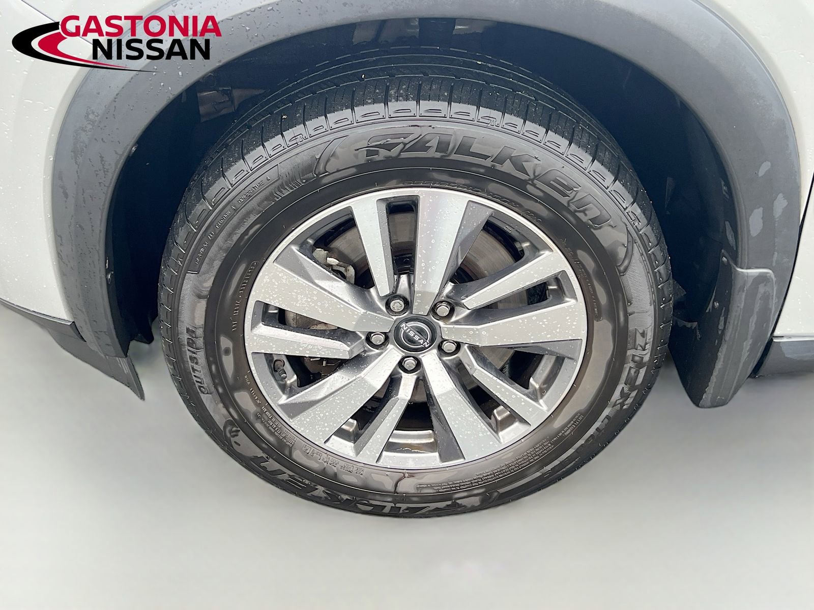 Used 2023 Nissan Pathfinder SL w/ Lighting Package (N92) image 38