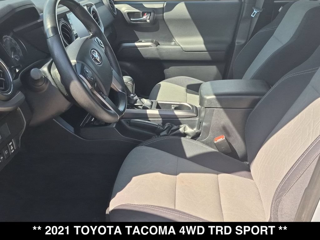 Used 2021 Toyota Tacoma TRD Sport AWD/4WD image 18