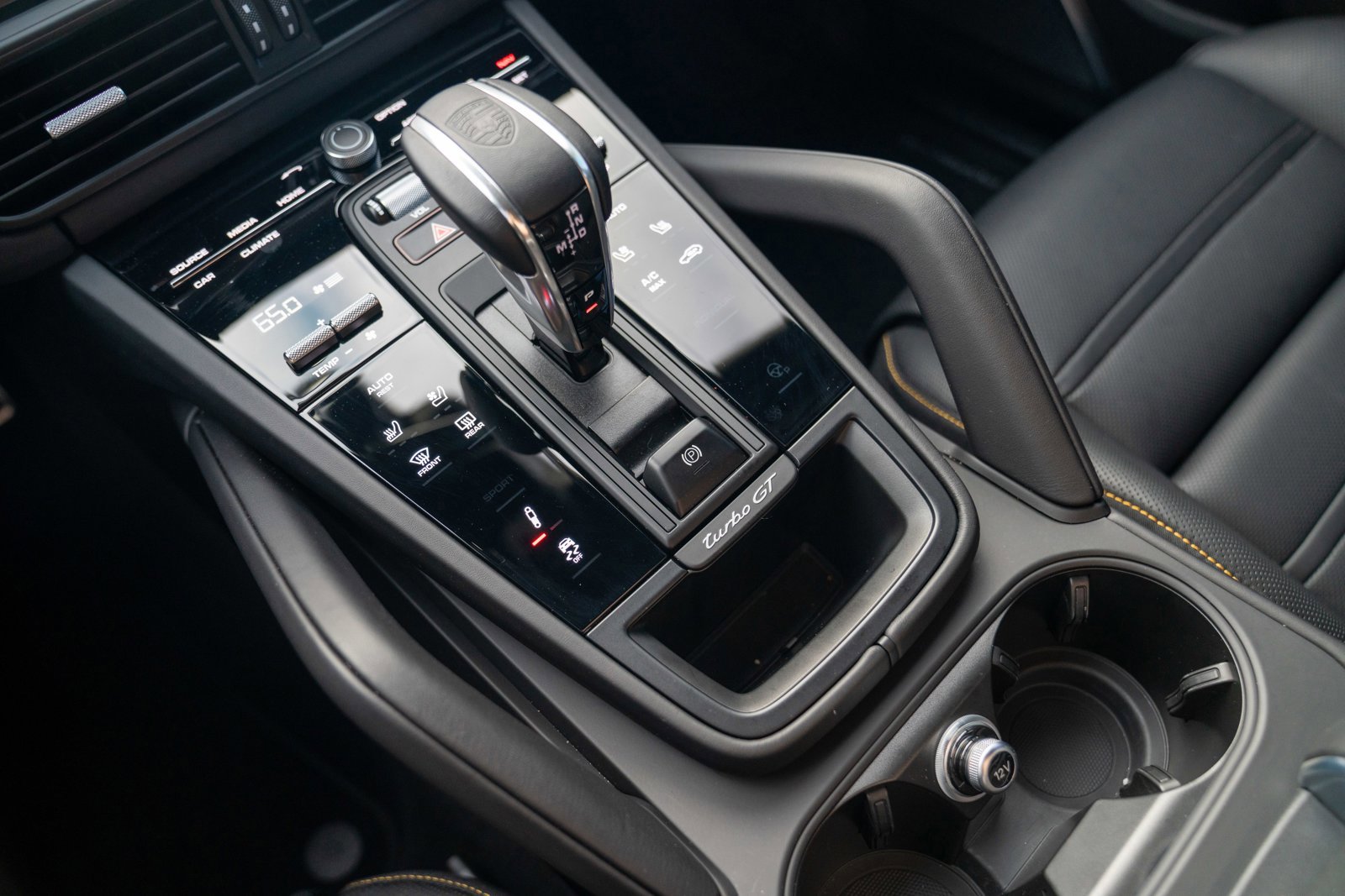 Certified 2022 Porsche Cayenne Turbo GT image 20