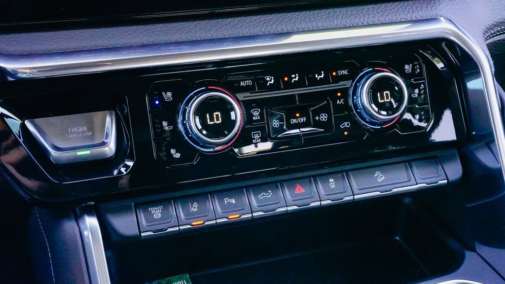 New 2026 GMC Sierra 2500 Denali w/ Denali Reserve Package image 24