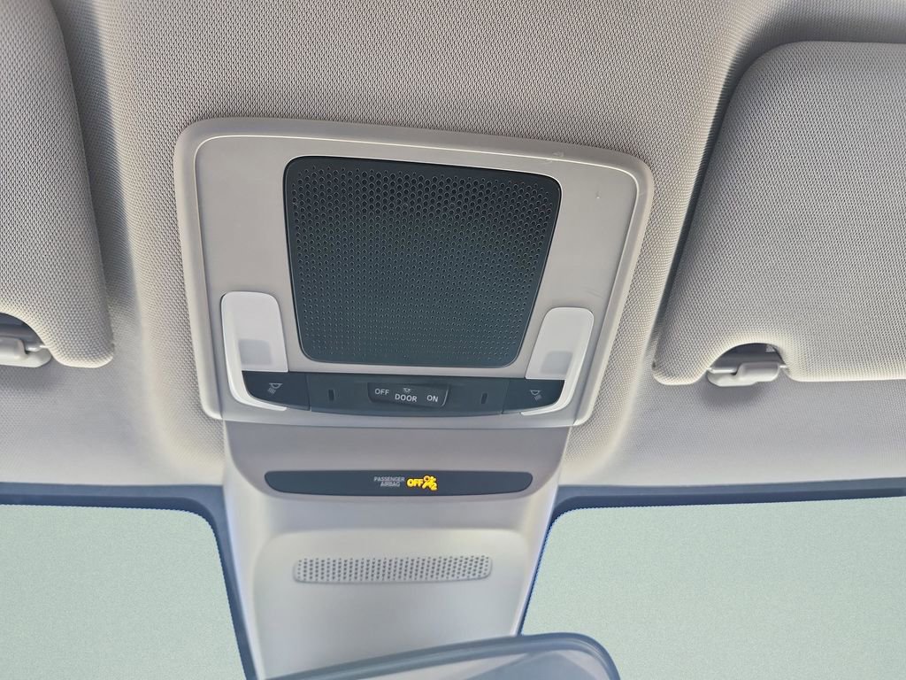 Used 2023 Honda HR-V LX image 15