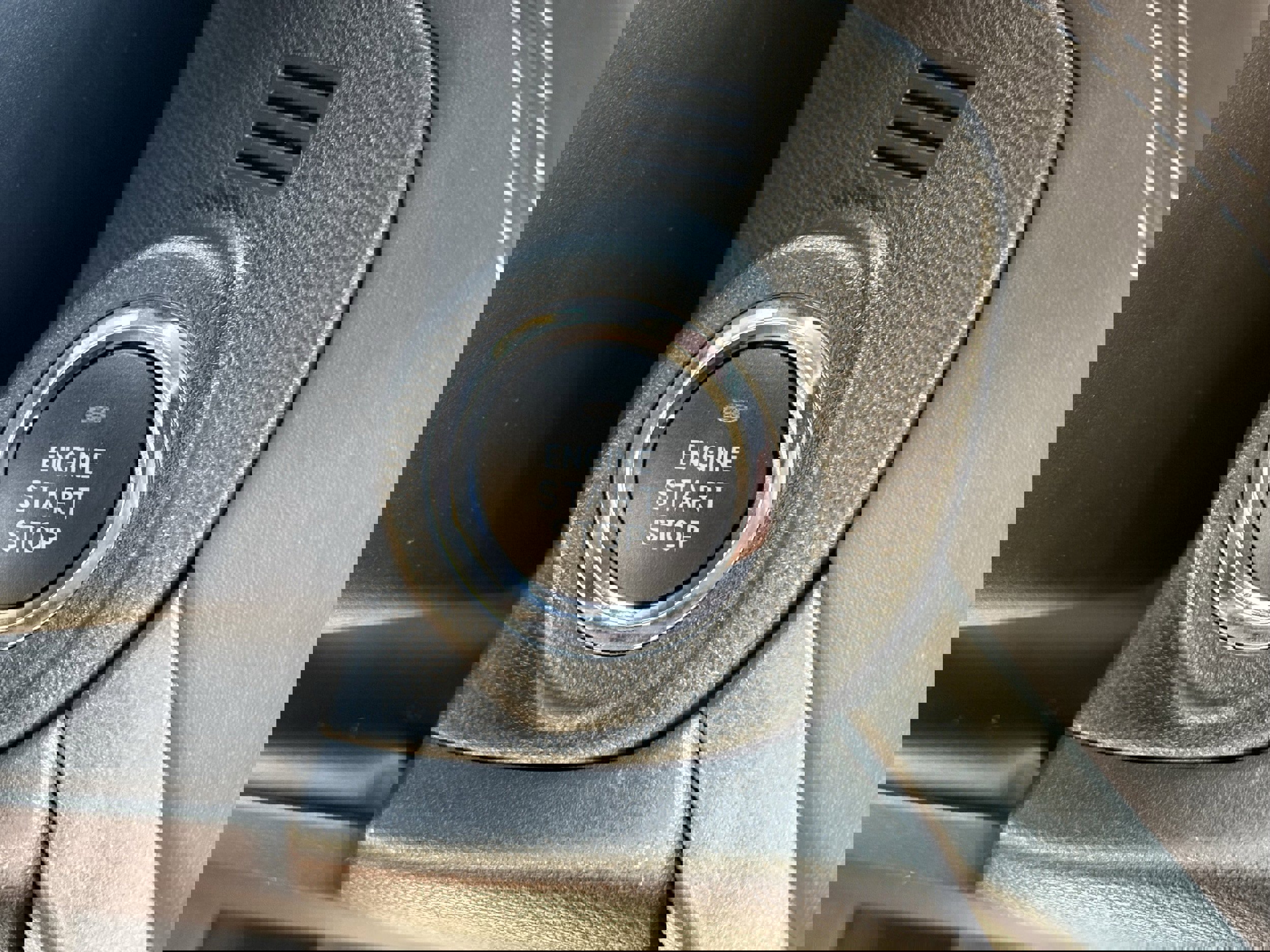 Certified 2025 Subaru Outback Premium image 18