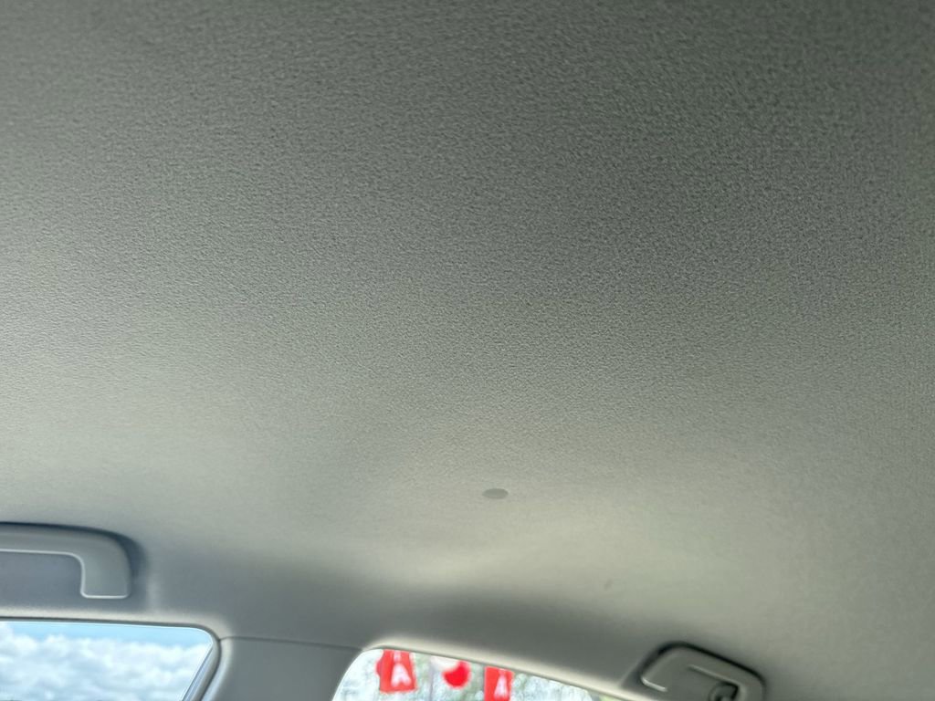 Used 2010 Toyota Prius Three FWD image 20