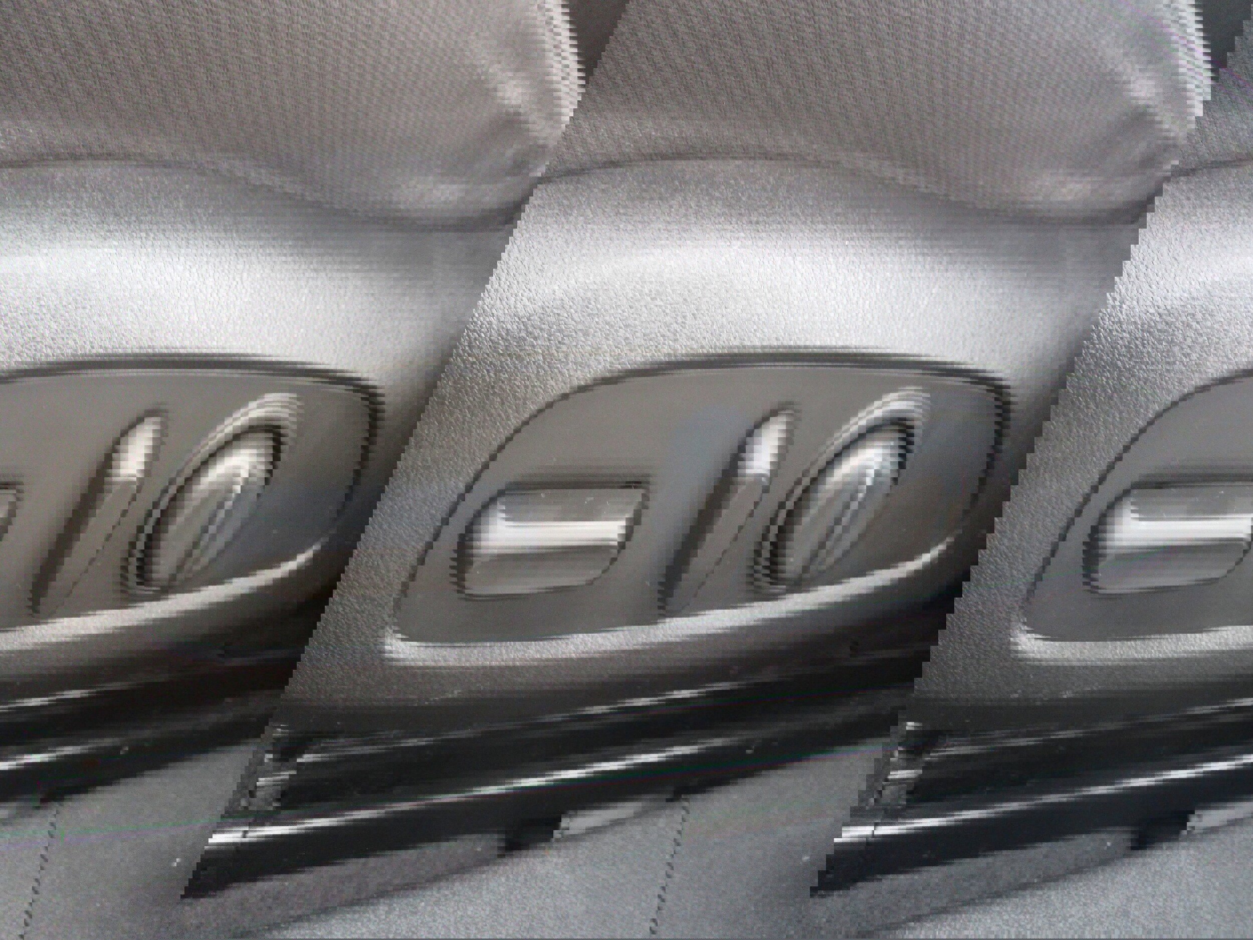 Used 2016 Chevrolet Malibu LT image 27