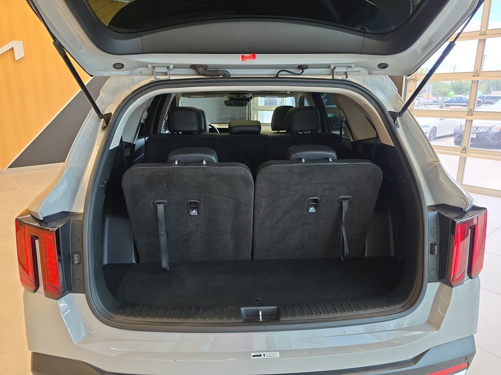 Certified 2024 Kia Sorento S w/ Panoramic Sunroof Package FWD image 33