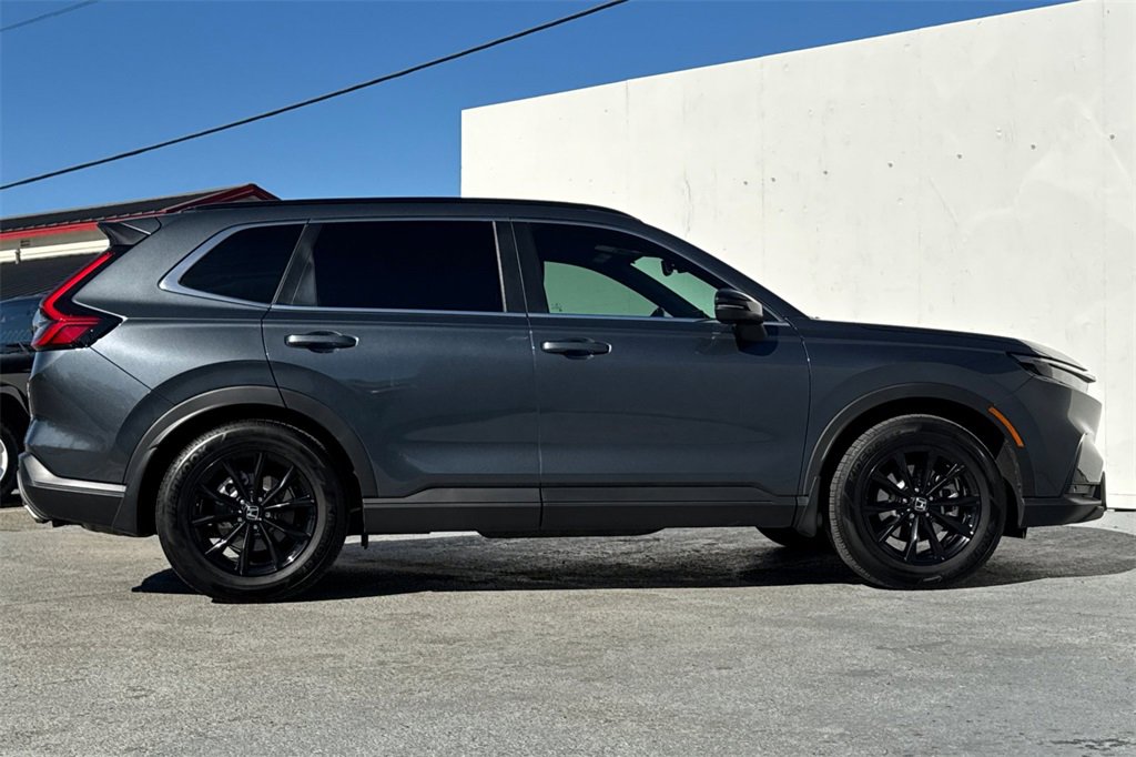 Used 2025 Honda CR-V Sport-L image 2