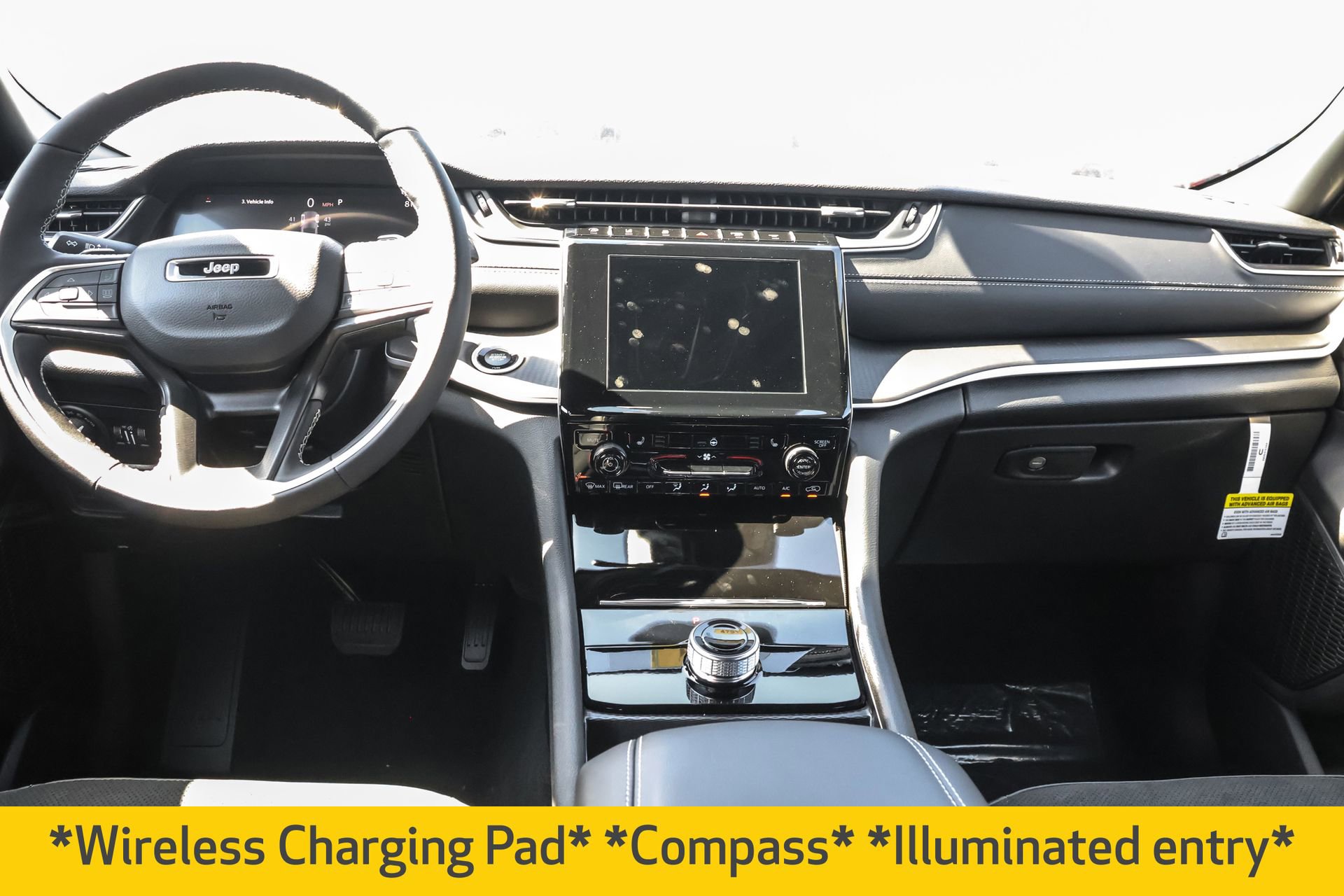 New 2025 Jeep Grand Cherokee Altitude image 17