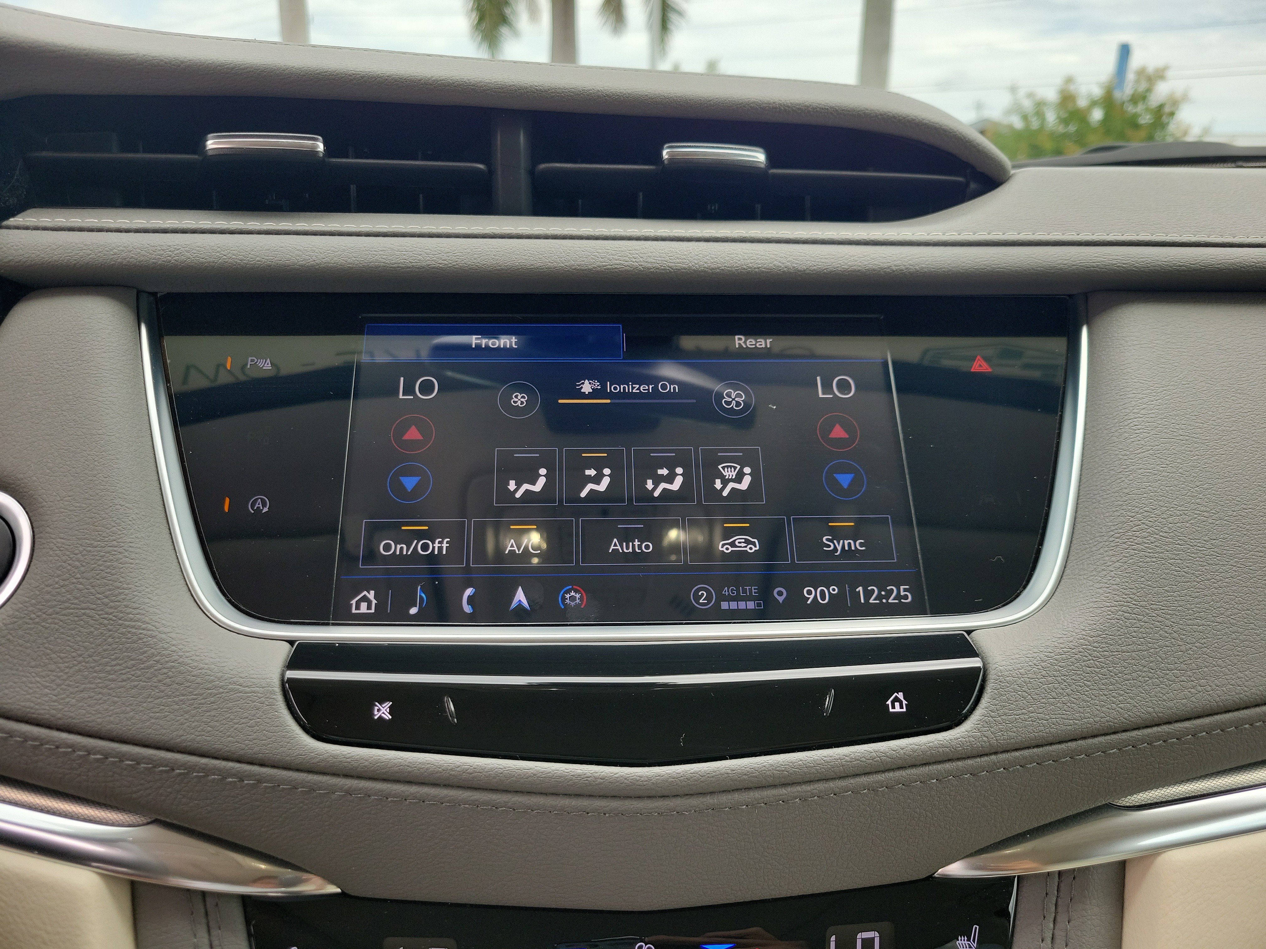 Used 2023 Cadillac XT5 Premium Luxury w/ LPO, Floor Liner Package FWD image 23
