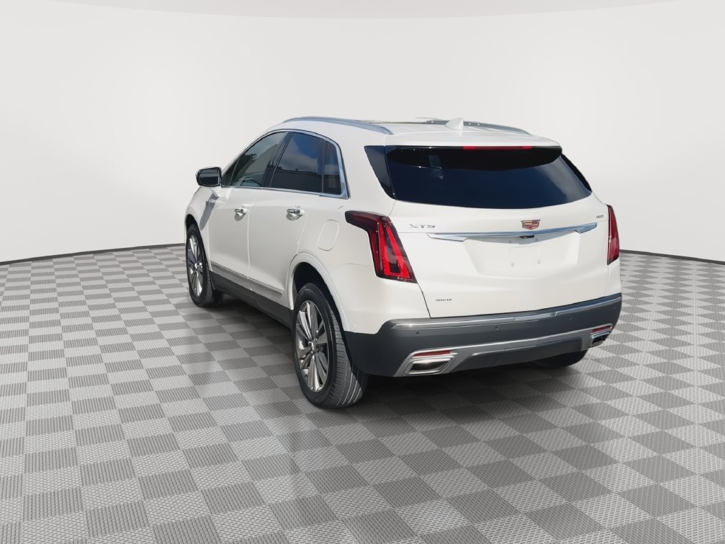 Used 2024 Cadillac XT5 Premium Luxury w/ Technology Package AWD/4WD image 7