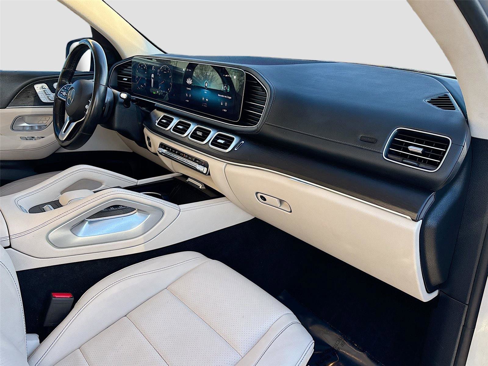 Used 2023 Mercedes-Benz GLS 450 4MATIC image 35