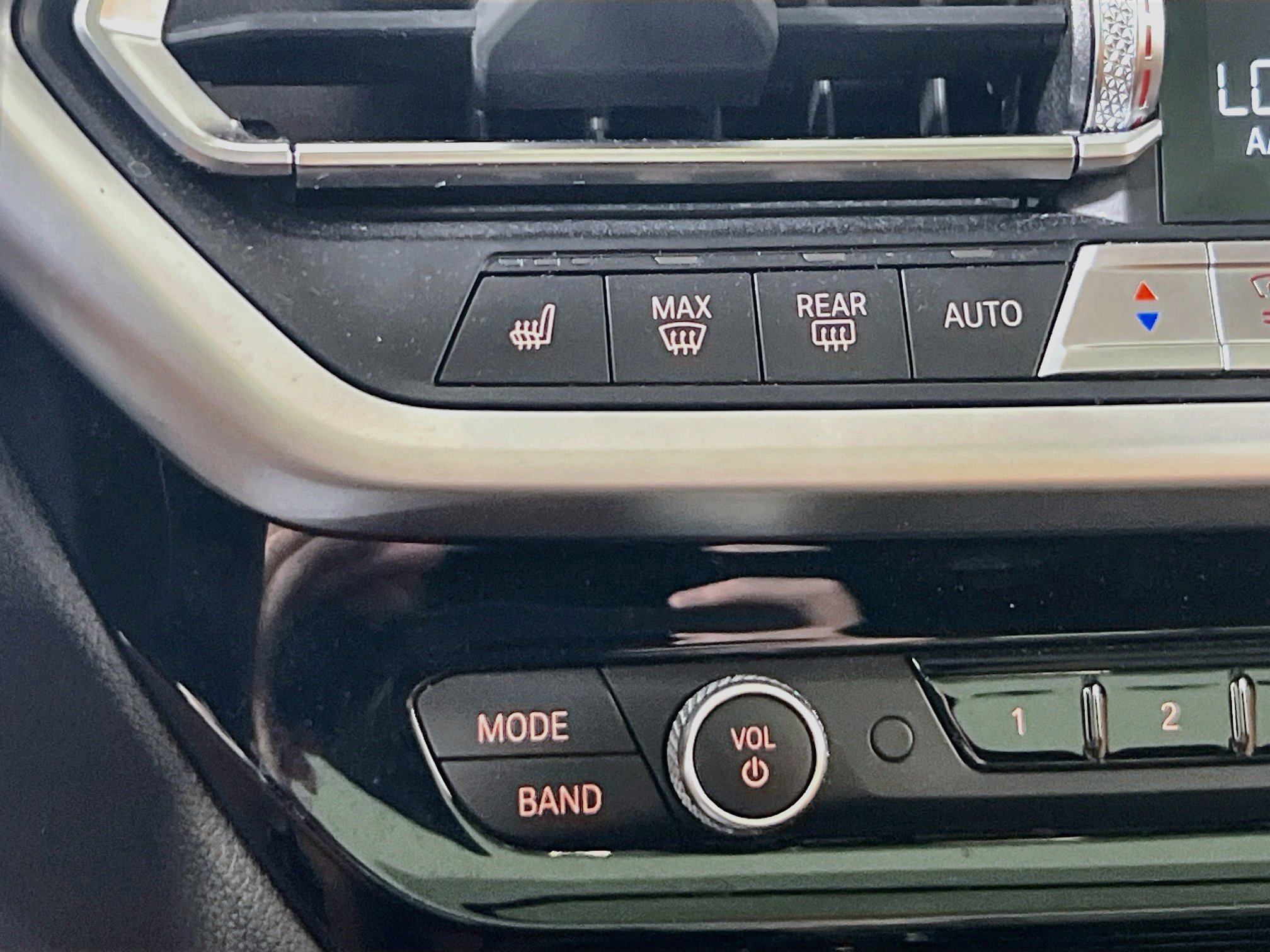 Used 2022 BMW X3 xDrive30i w/ Premium Package 2 image 20