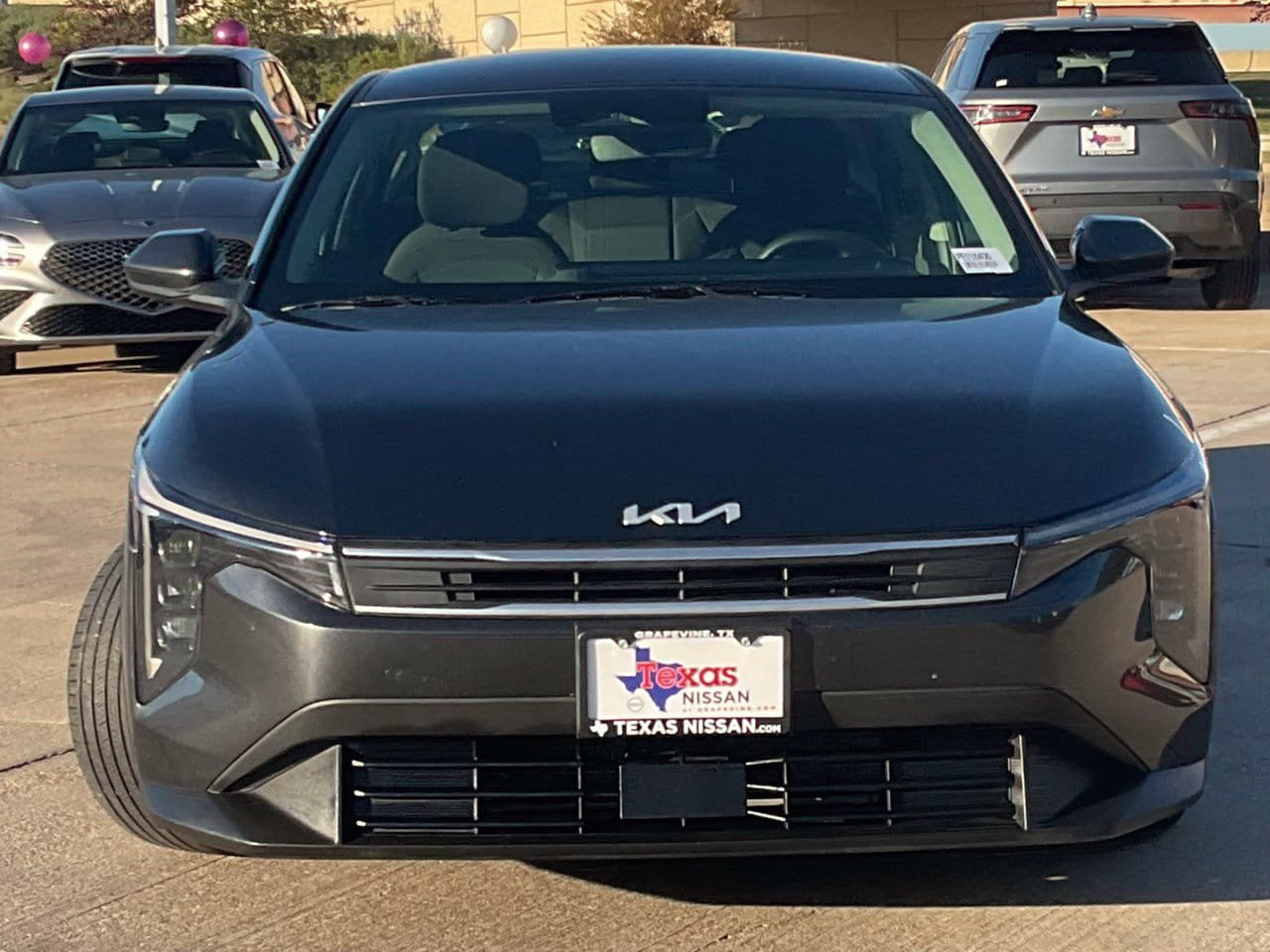 Used 2025 Kia K4 FWD image 2
