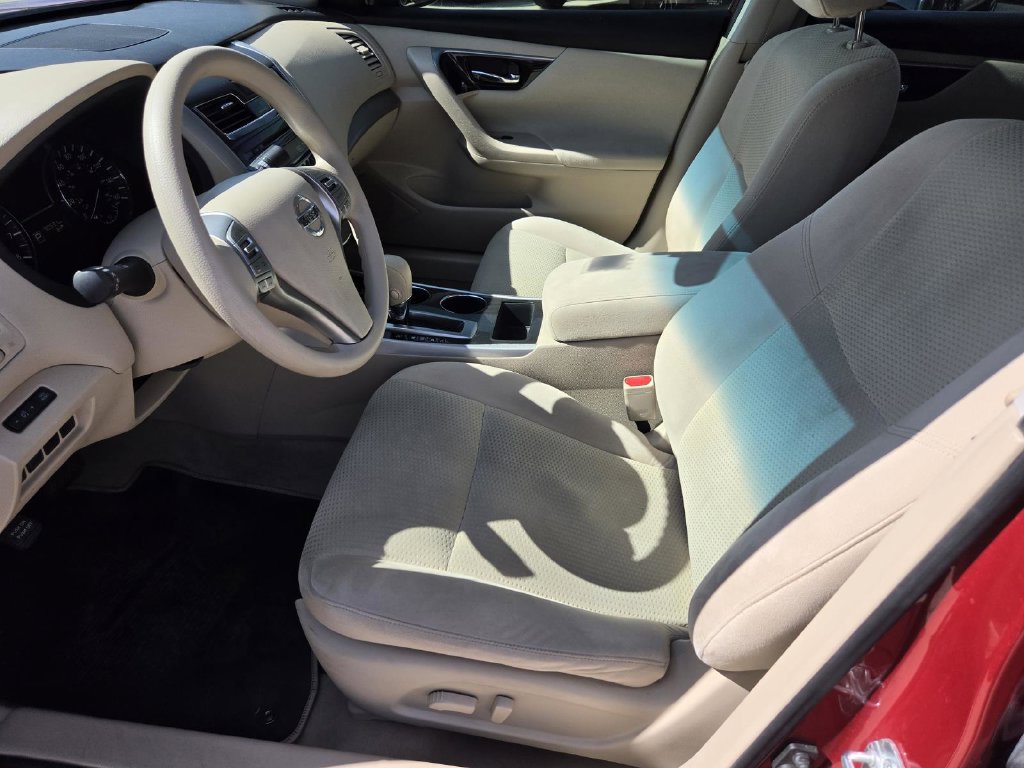 Used 2014 Nissan Altima 2.5 S FWD image 16