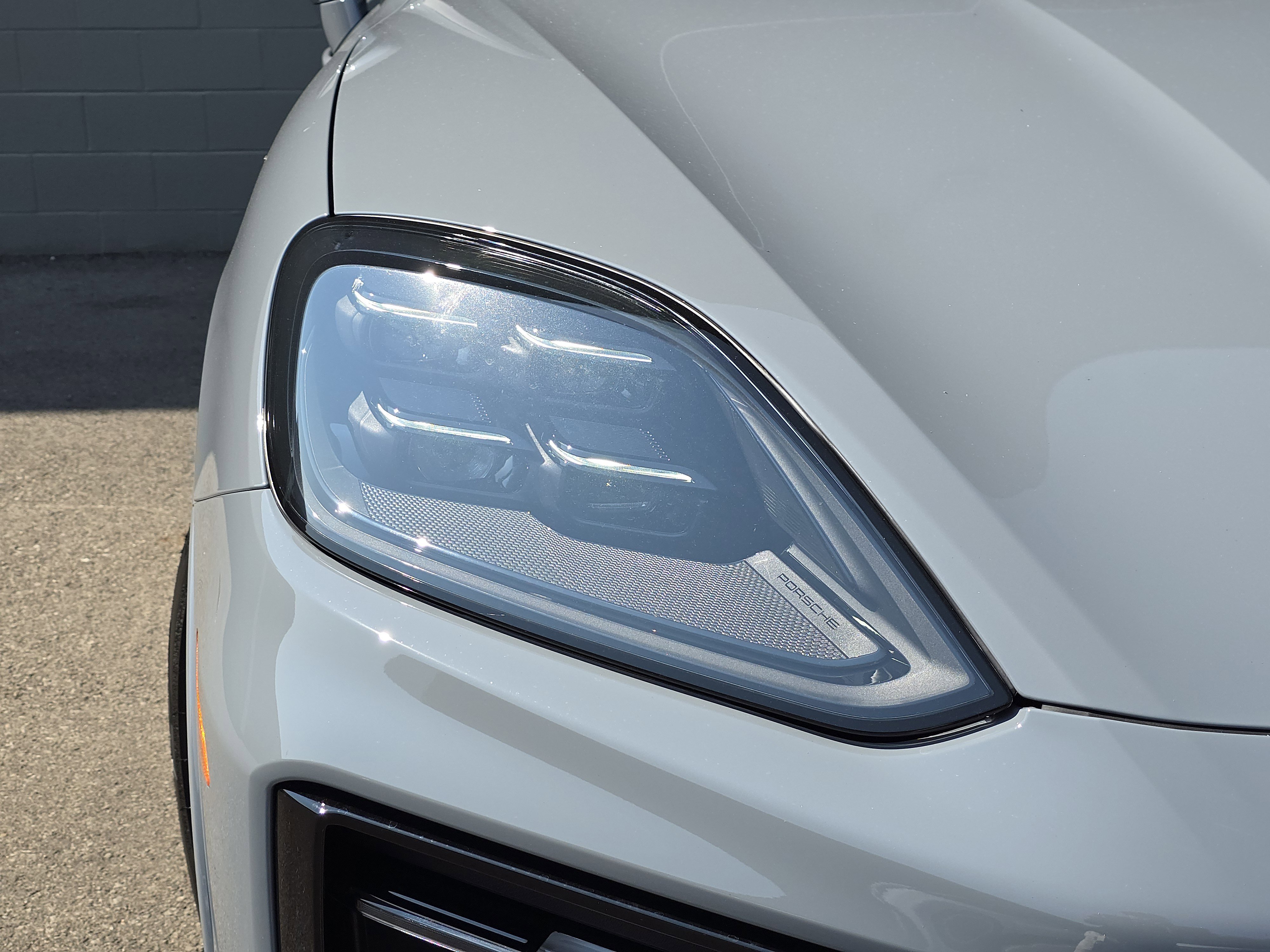 New 2025 Porsche Cayenne GTS image 11