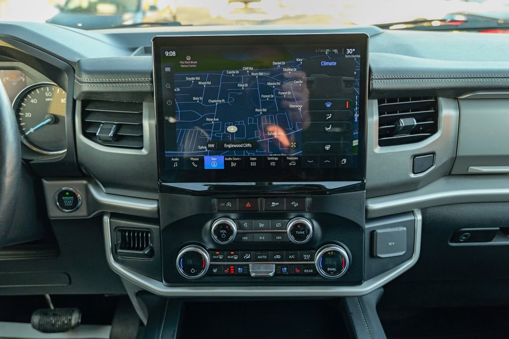 Used 2024 Ford Expedition XLT image 45