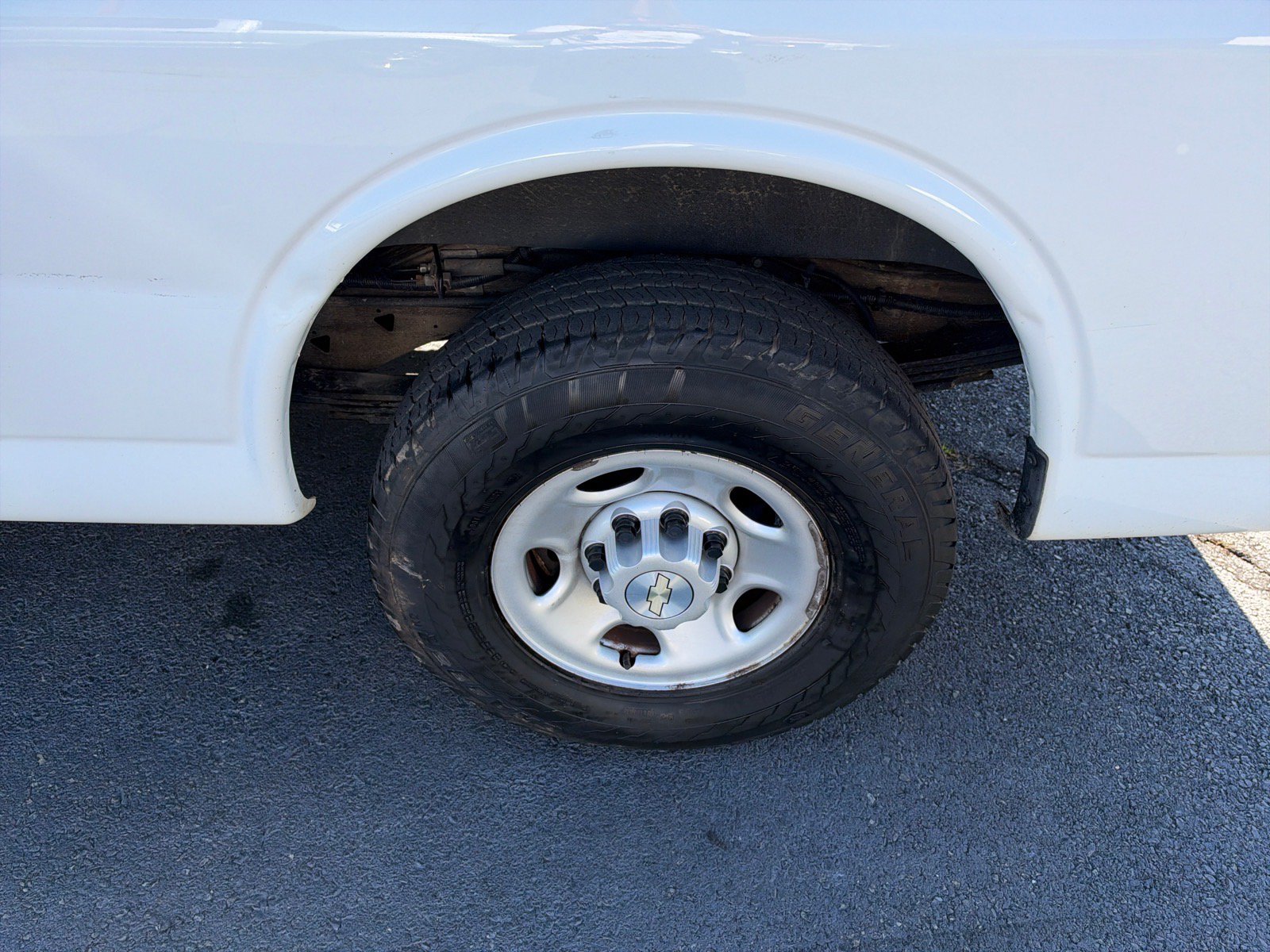 Used 2021 Chevrolet Express 2500 w/ Driver Convenience Package RWD image 27