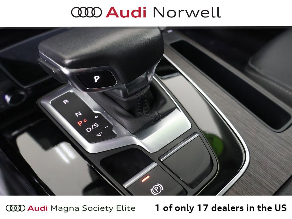 Used 2023 Audi Q5 2.0T Premium w/ Convenience Package AWD/4WD image 4
