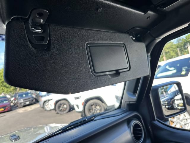 Used 2022 Jeep Wrangler Unlimited Sport w/ Sun And Sound Package AWD/4WD image 40