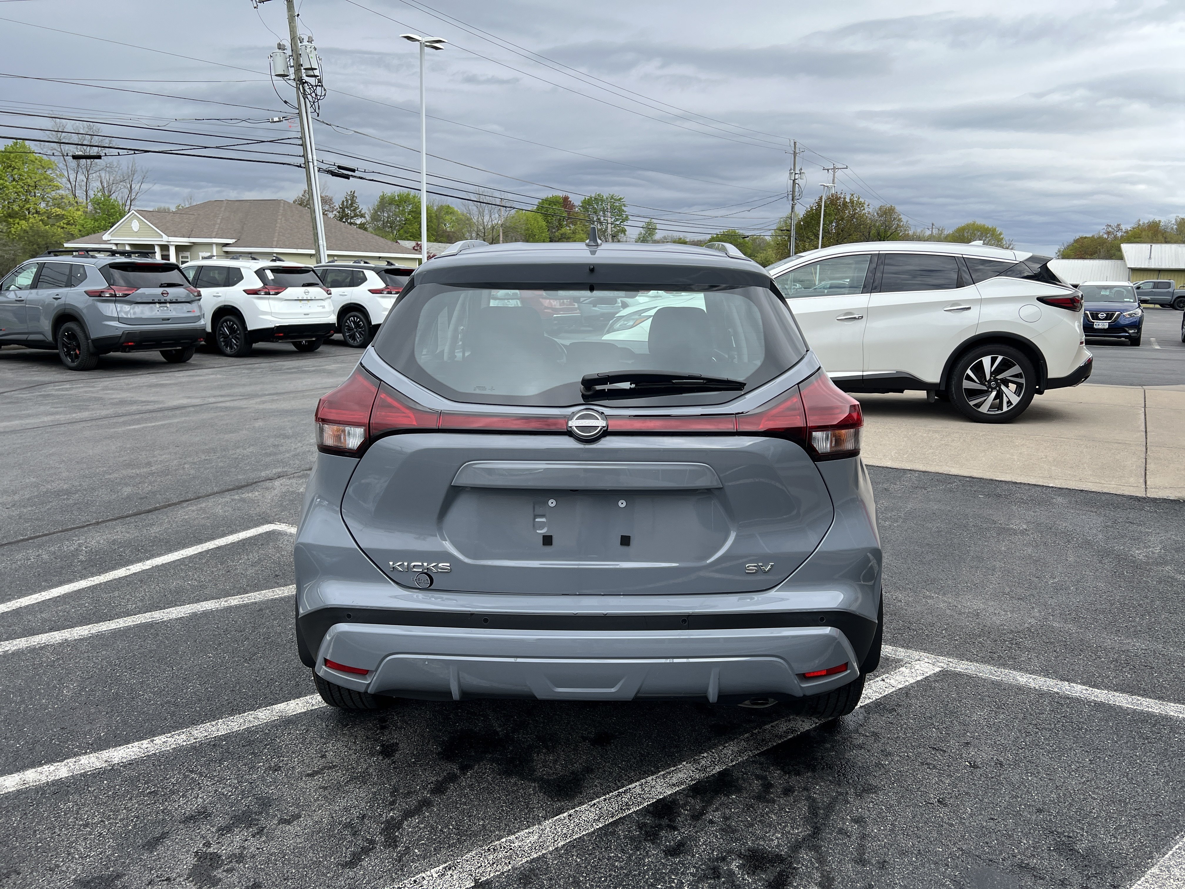 Used 2023 Nissan Kicks SV FWD image 13