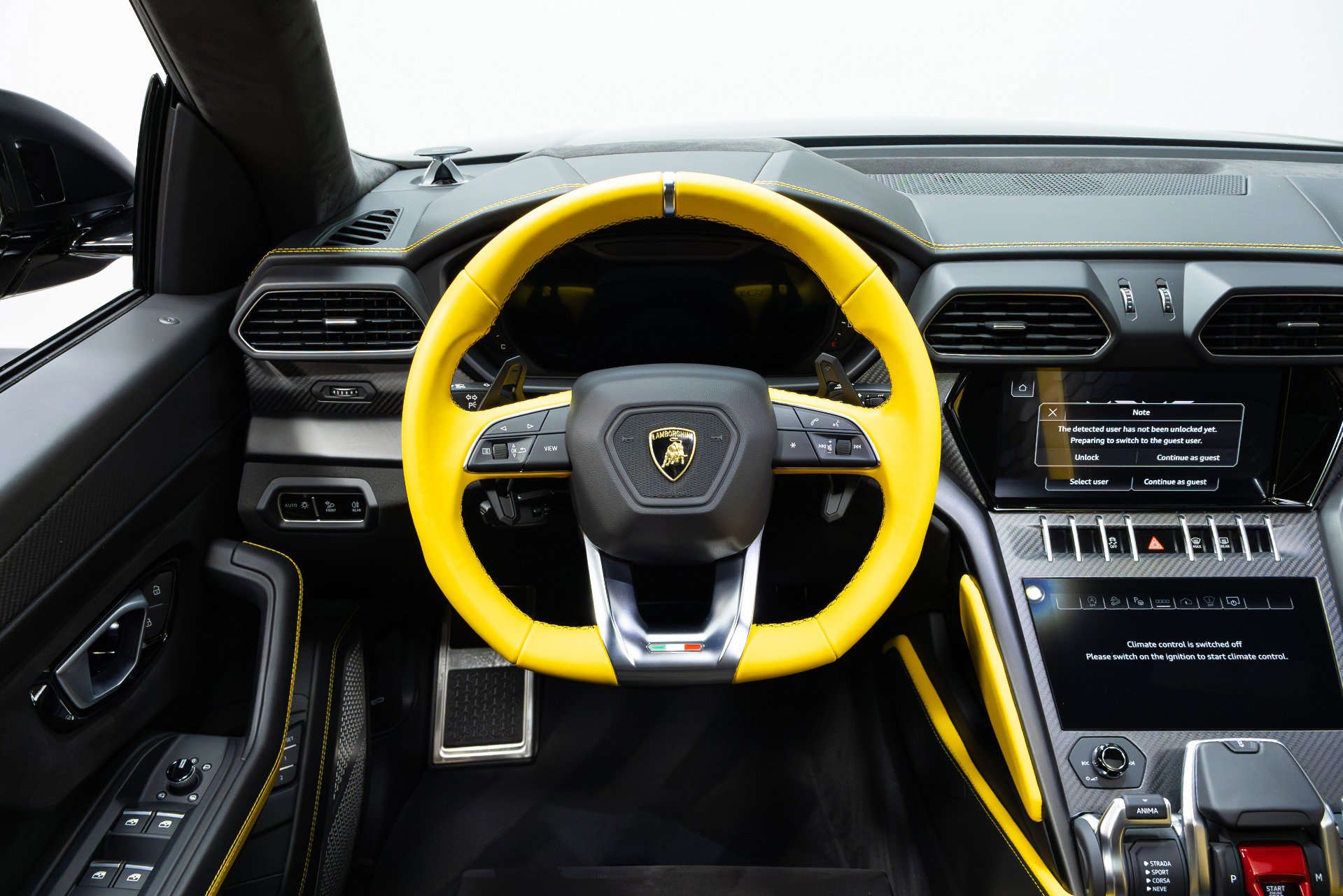 Used 2022 Lamborghini Urus image 64