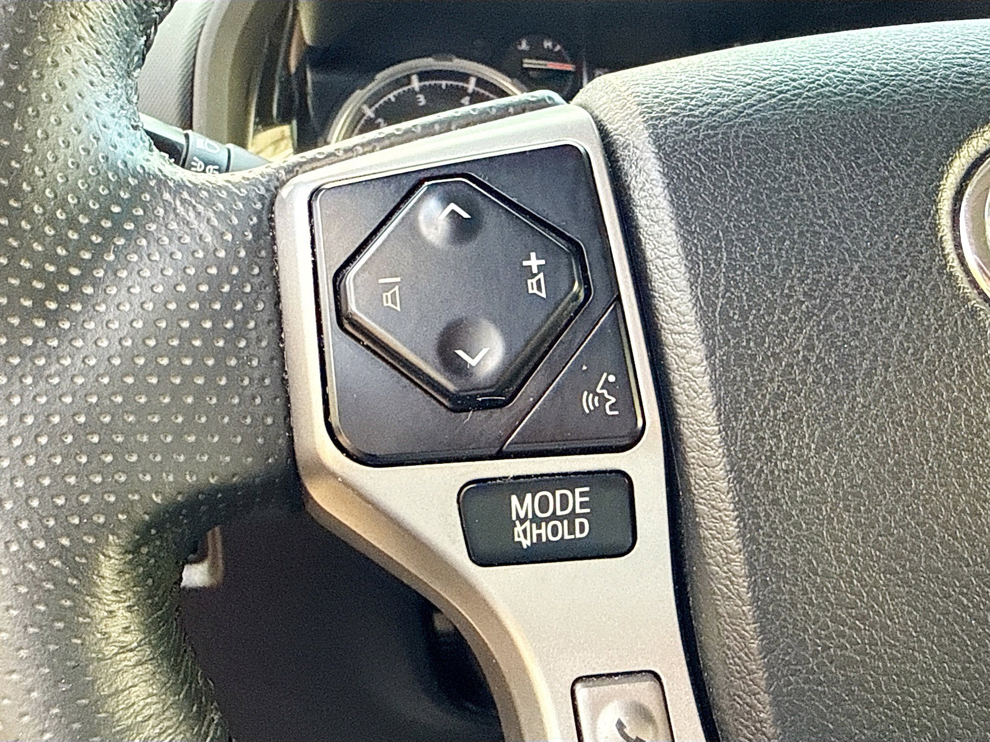 Used 2021 Toyota 4Runner Limited image 35