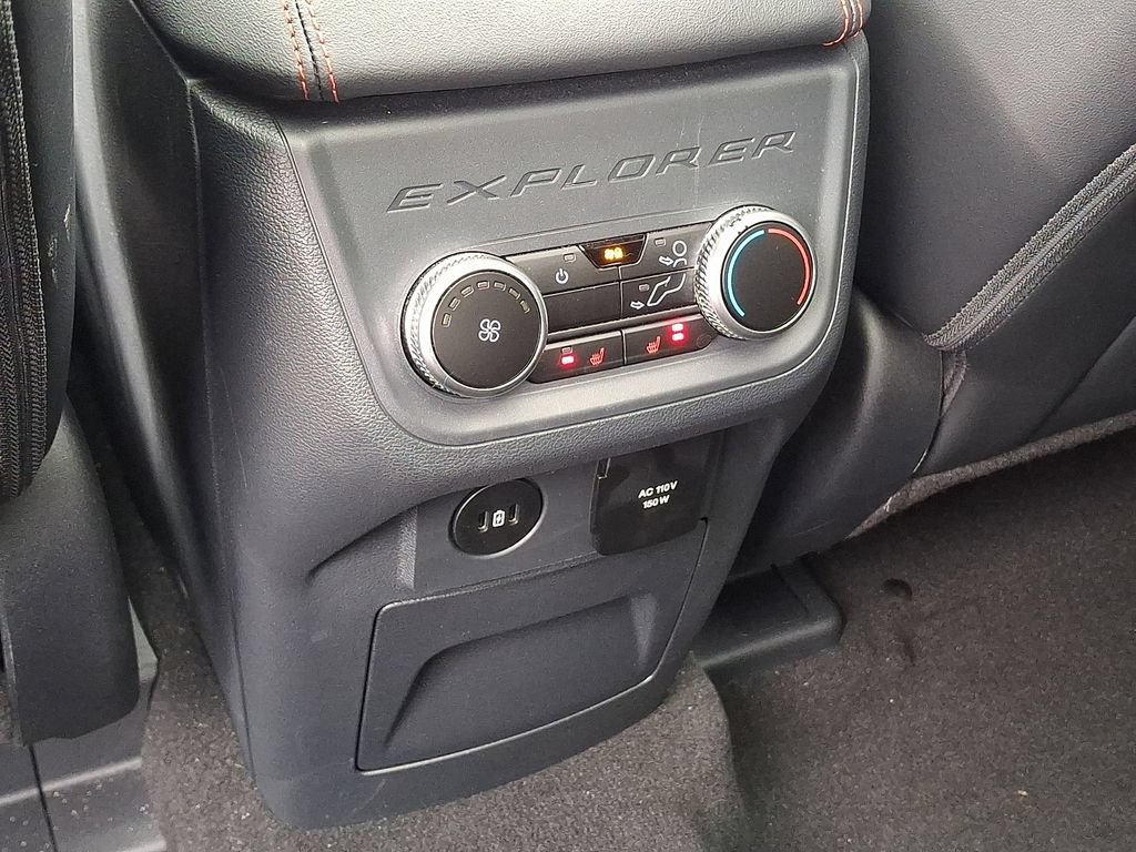 Used 2025 Ford Explorer ST AWD/4WD image 12