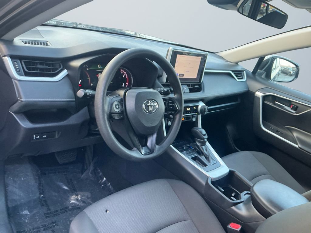 Used 2024 Toyota RAV4 XLE image 11