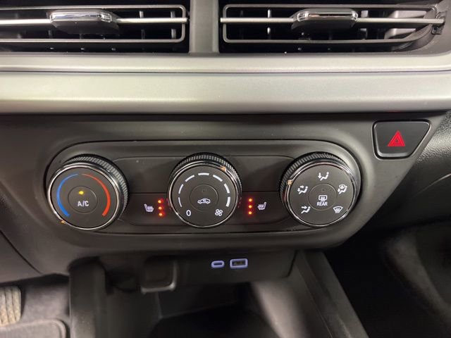 Used 2024 Chevrolet Trax RS image 21