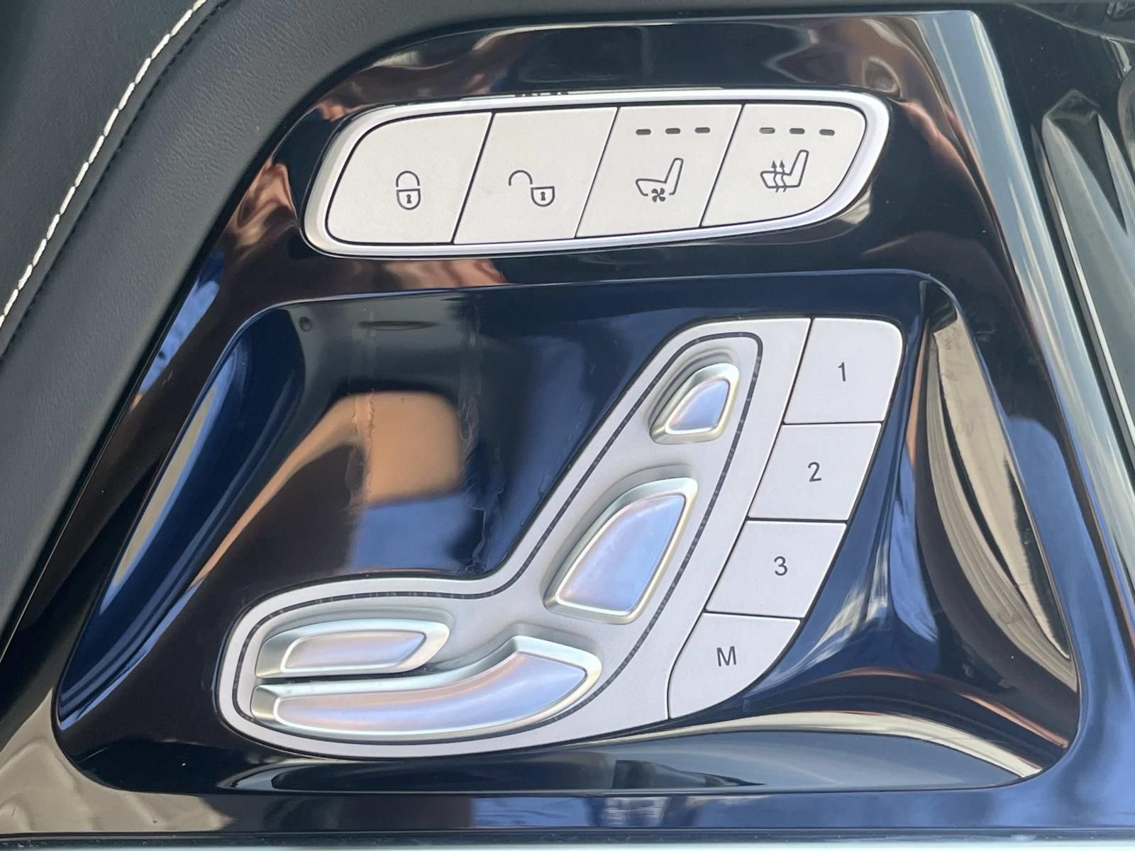 Certified 2024 Mercedes-Benz G 63 AMG 4MATIC image 26