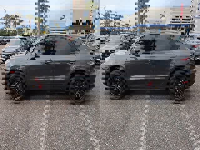 Used 2021 Porsche Macan S w/ Premium Package image 5