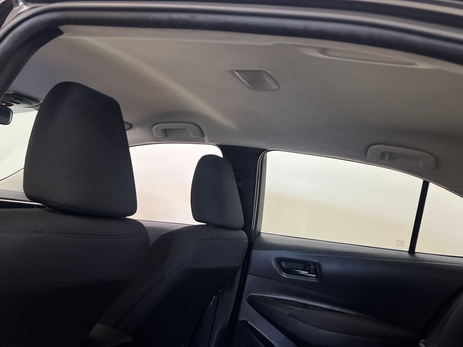 Used 2024 Toyota Corolla LE FWD image 23