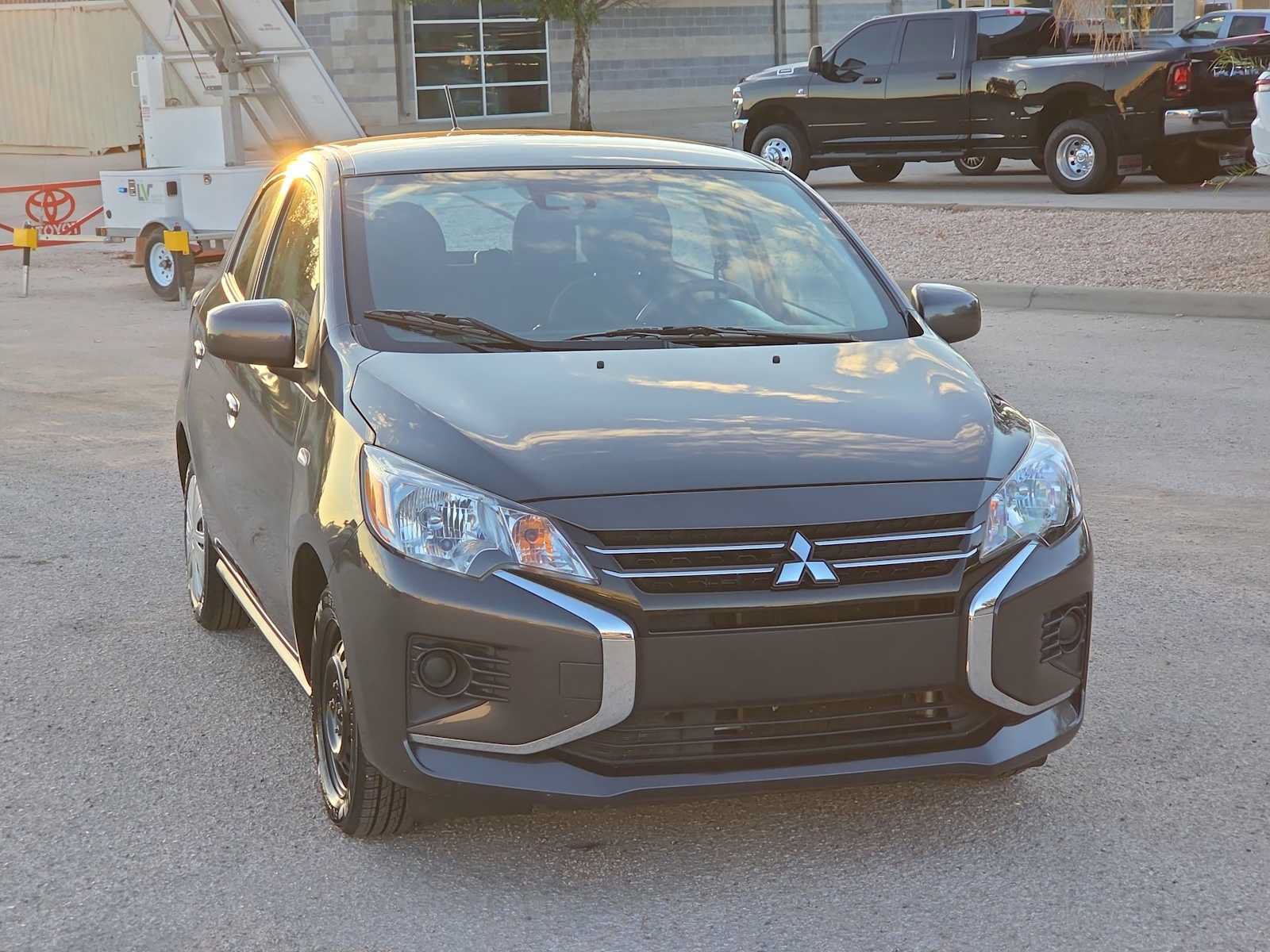 Used 2024 Mitsubishi Mirage ES FWD image 3