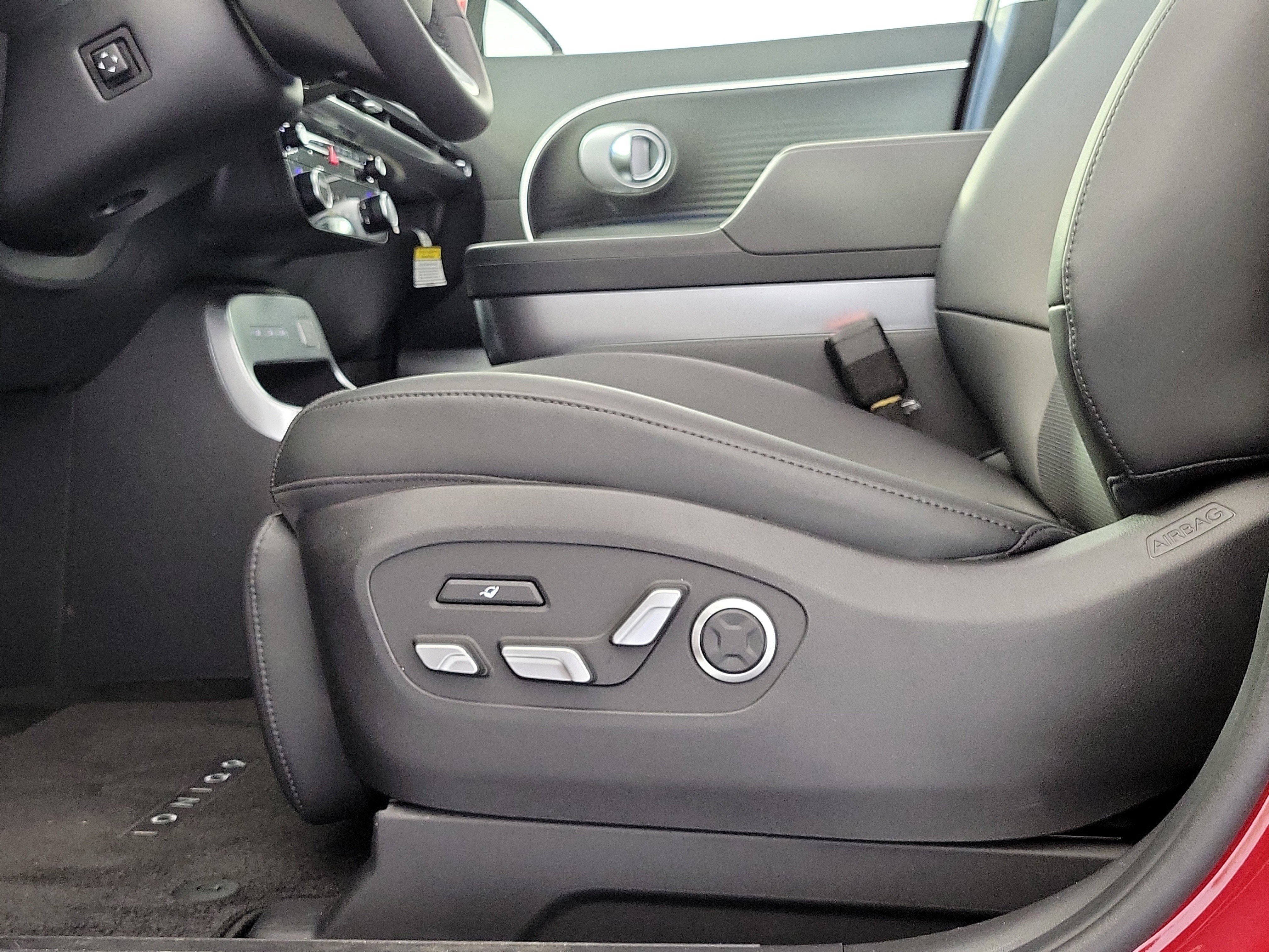 New 2026 Hyundai Ioniq 9 Limited image 26