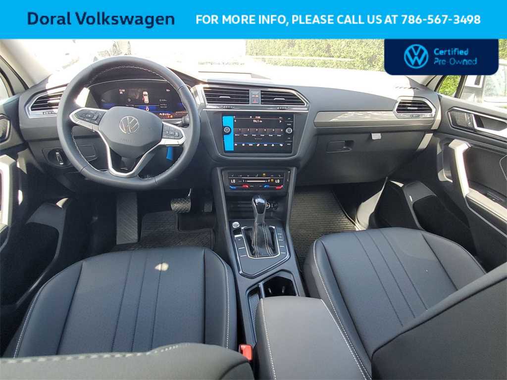 Used 2023 Volkswagen Tiguan SE image 28