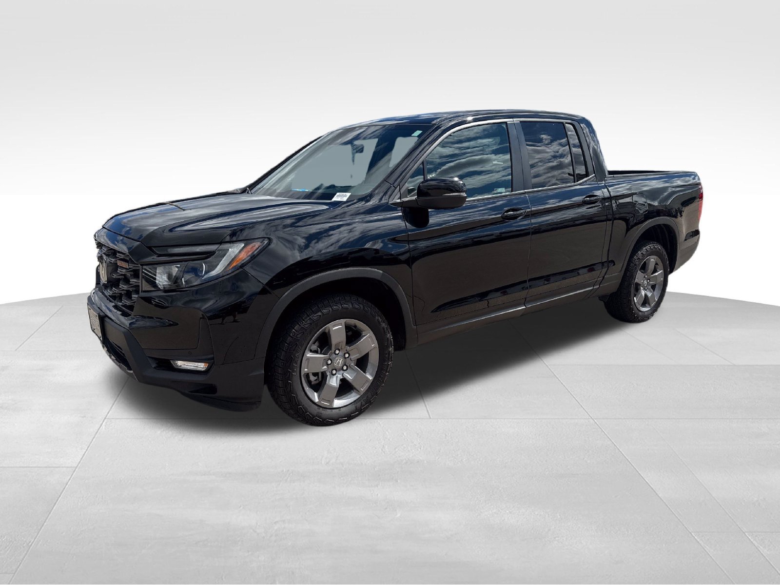 Used 2025 Honda Ridgeline TrailSport image 15