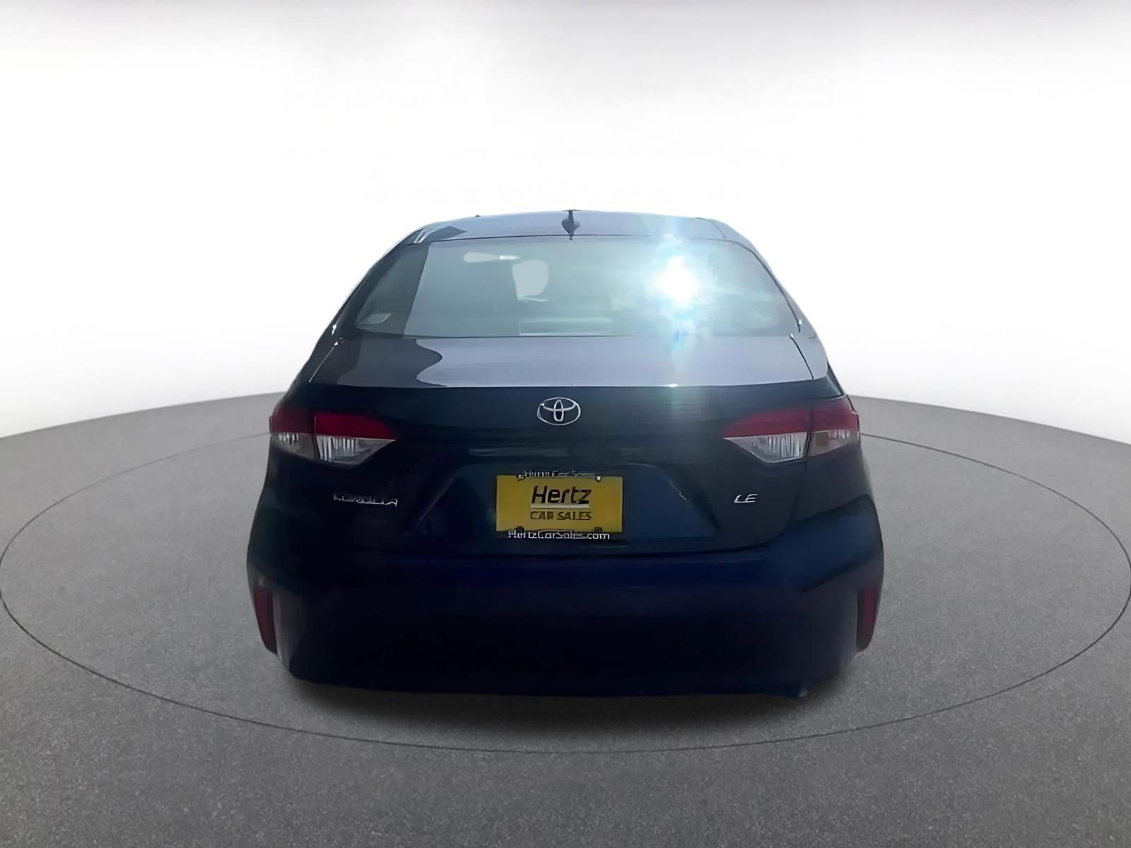 Used 2025 Toyota Corolla LE FWD image 12