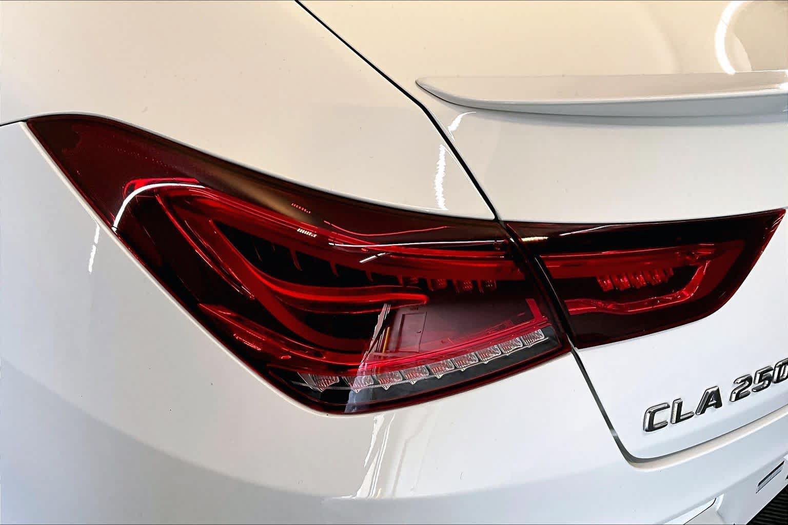 Used 2021 Mercedes-Benz CLA 250 4MATIC image 28