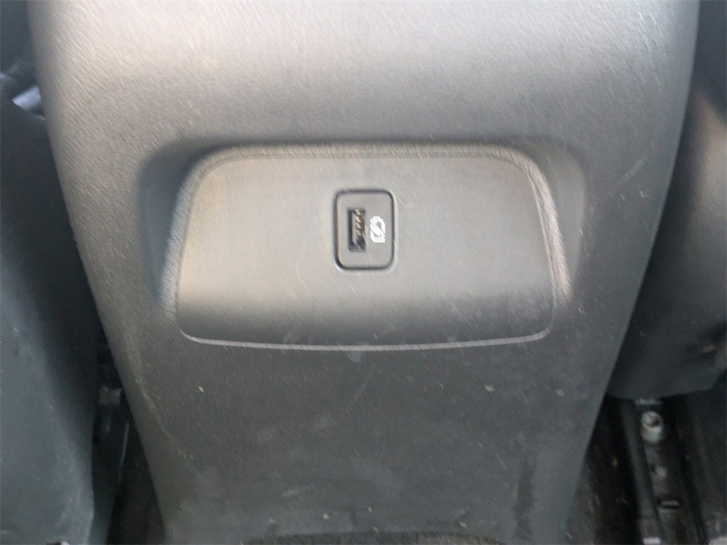 Used 2024 Nissan Sentra SV w/ Lighting Package image 13