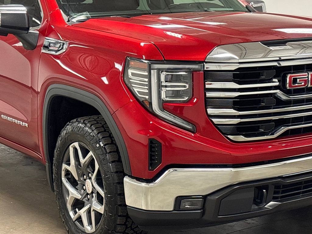 Used 2024 GMC Sierra 1500 SLT w/ SLT Convenience Package image 5