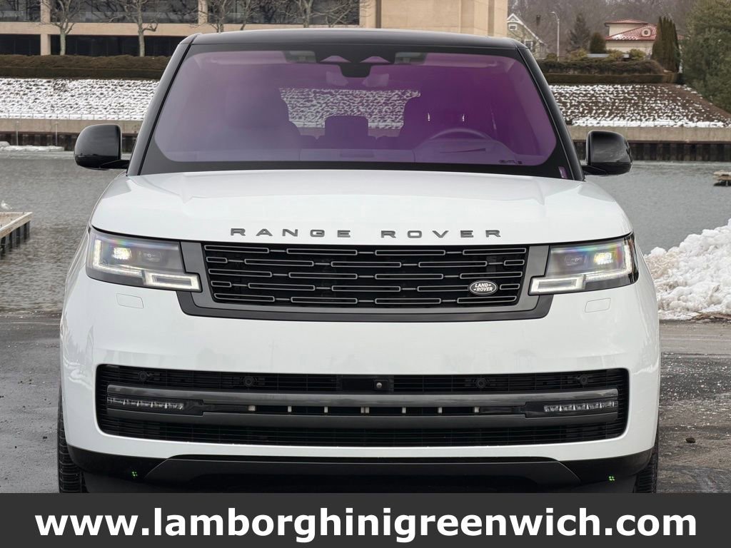 Used 2022 Land Rover Range Rover SE image 11