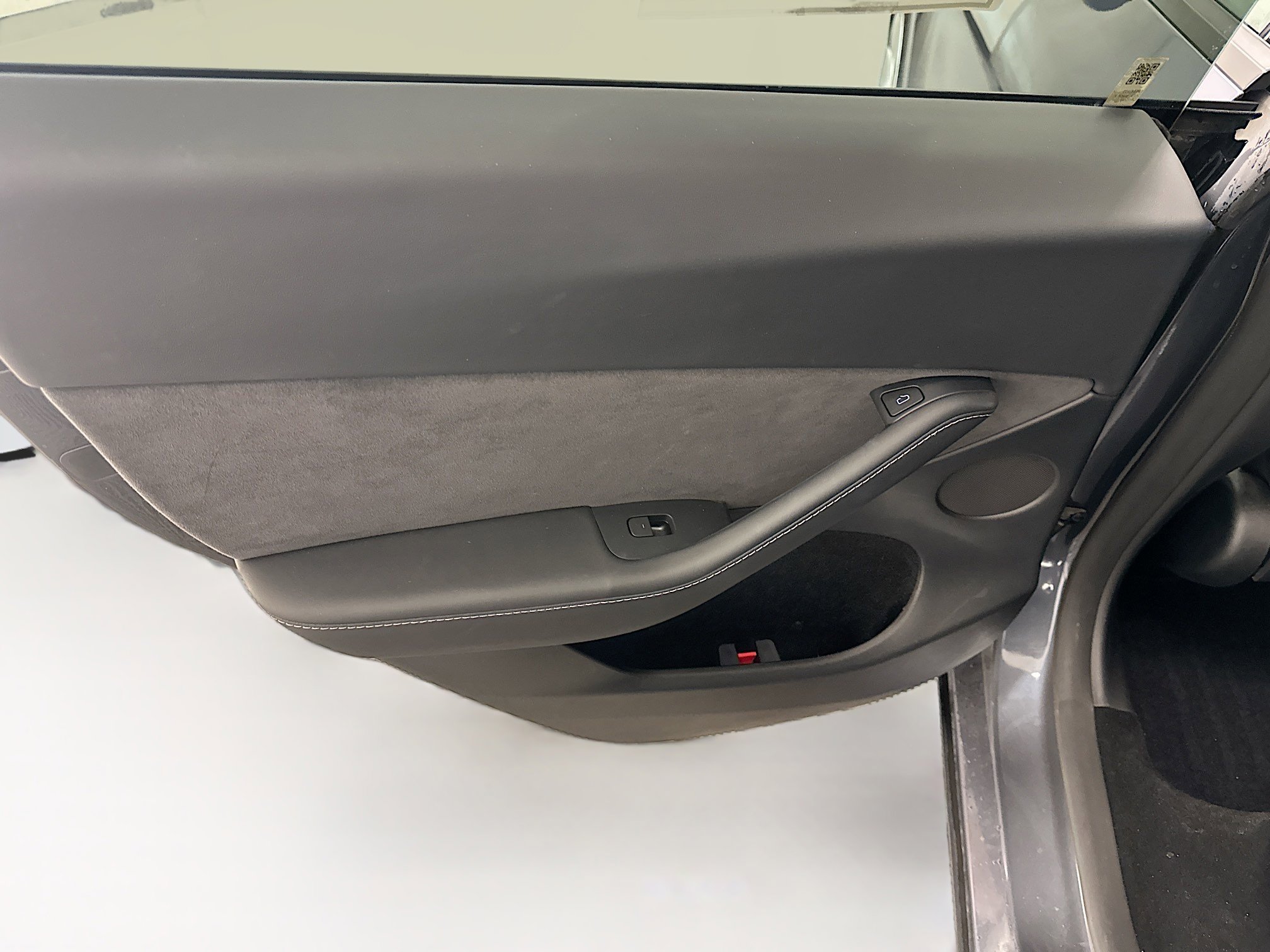 Used 2023 Tesla Model Y Long Range image 25