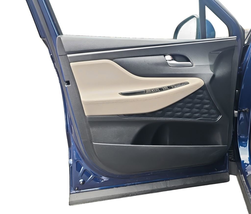 Used 2023 Hyundai Santa Fe SE w/ Cargo Package image 14