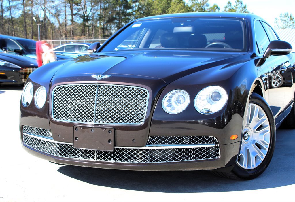 Used 2015 Bentley Flying Spur W12 image 10