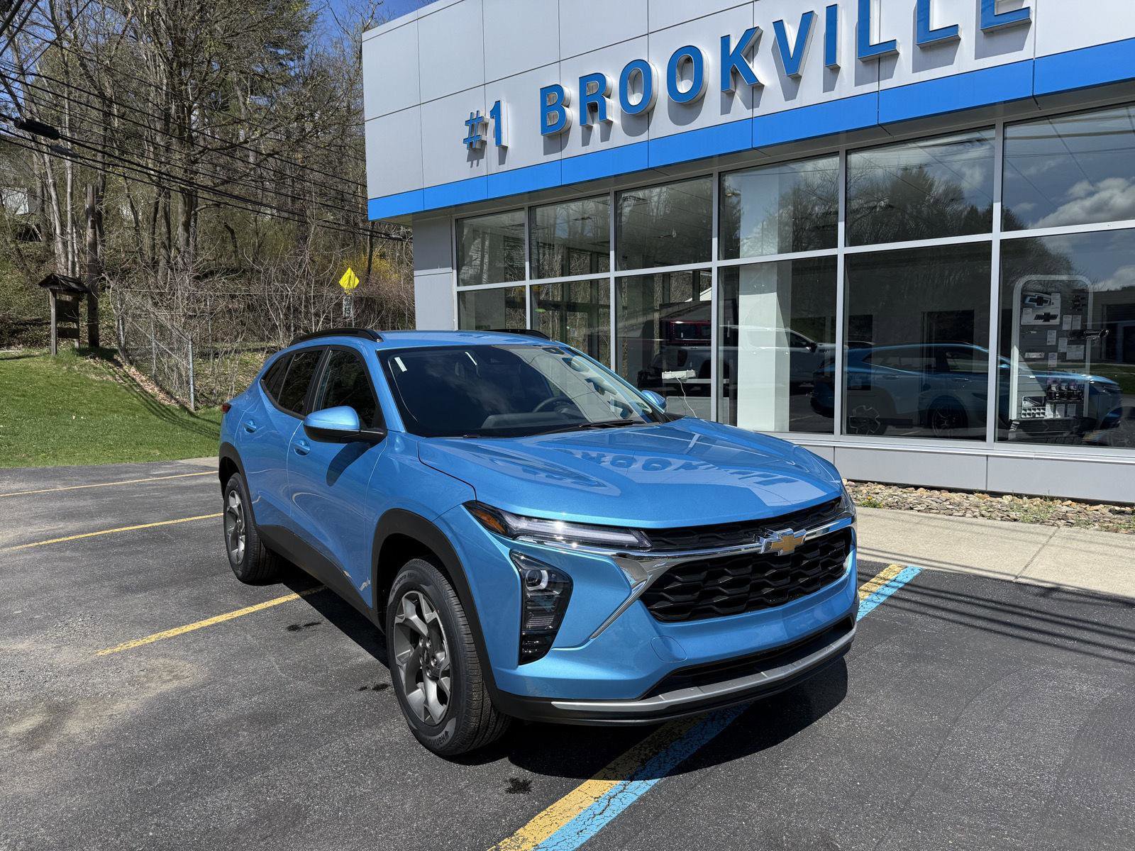 New 2026 Chevrolet Trax LT FWD image 1