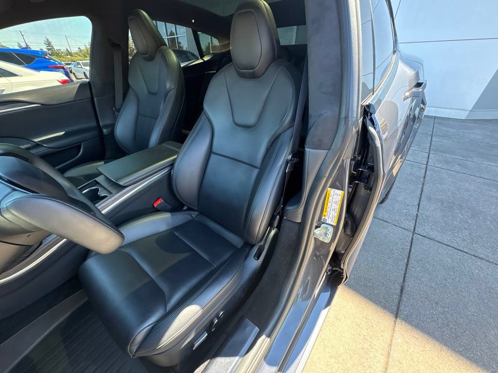 Used 2022 Tesla Model S AWD/4WD image 12