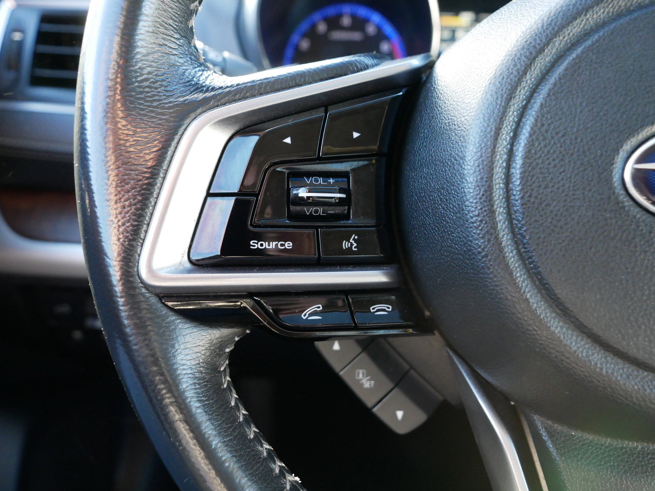 Used 2018 Subaru Outback 2.5i Limited w/ Popular Package #2 image 31