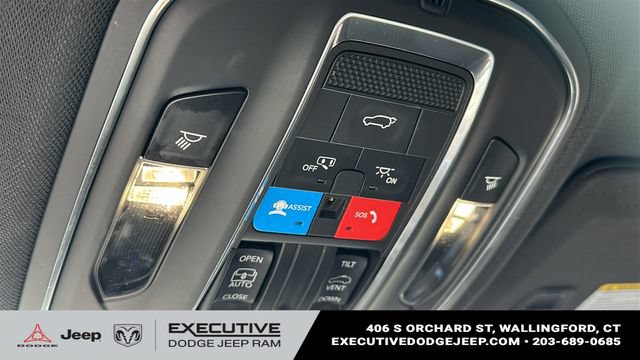 Used 2023 Jeep Grand Cherokee Altitude AWD/4WD image 20