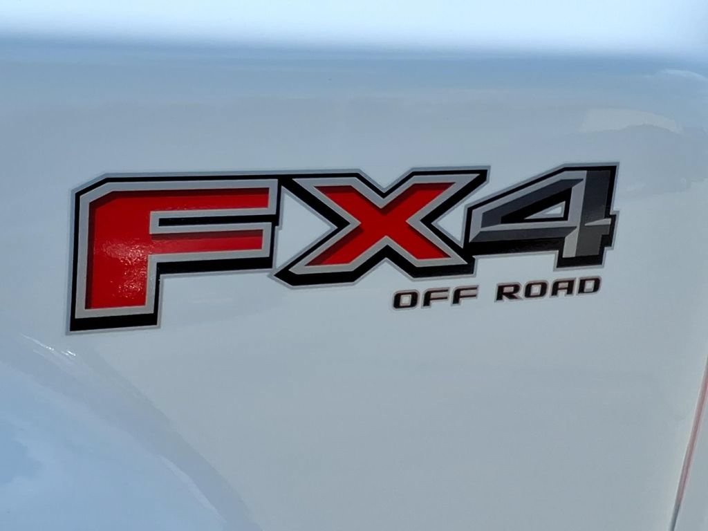 Used 2023 Ford F450 Lariat w/ FX4 Off-Road Package AWD/4WD image 12