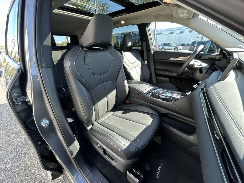 Certified 2026 INFINITI QX60 Luxe w/ Cargo Package AWD/4WD image 26