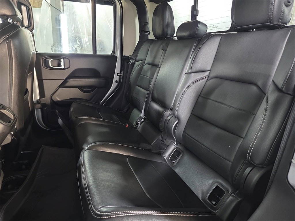 Used 2022 Jeep Gladiator Overland w/ Popular Equipment Package image 13